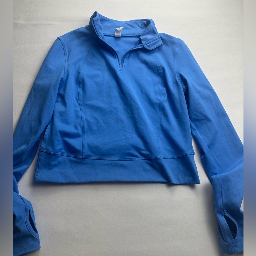 Yogalicious Lux stretchy blue crop athletic 1/4 zip top. New. Size L